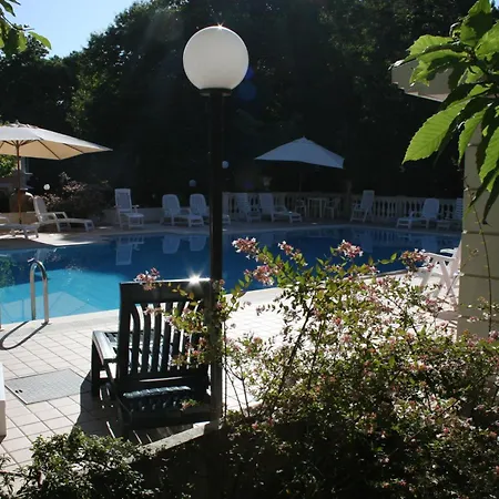 Hotel Gioia Garden 4*