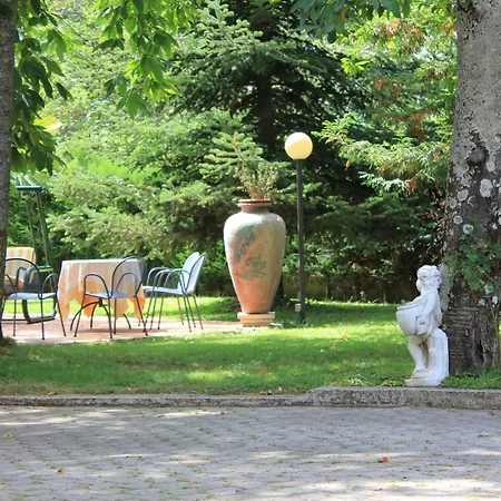 Hotel Gioia Garden 4*