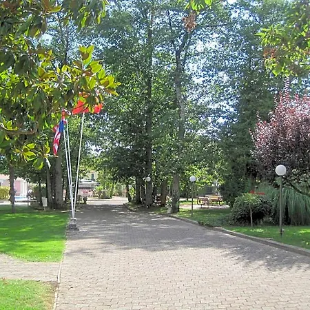 Gioia Garden 4*