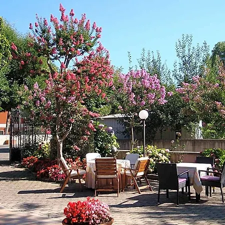 Gioia Garden Hotel