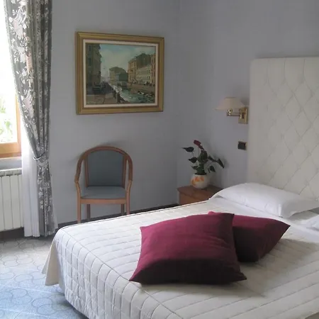 Gioia Garden 4*