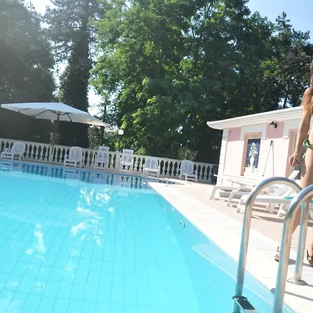 فندق Gioia Garden فيوجّي